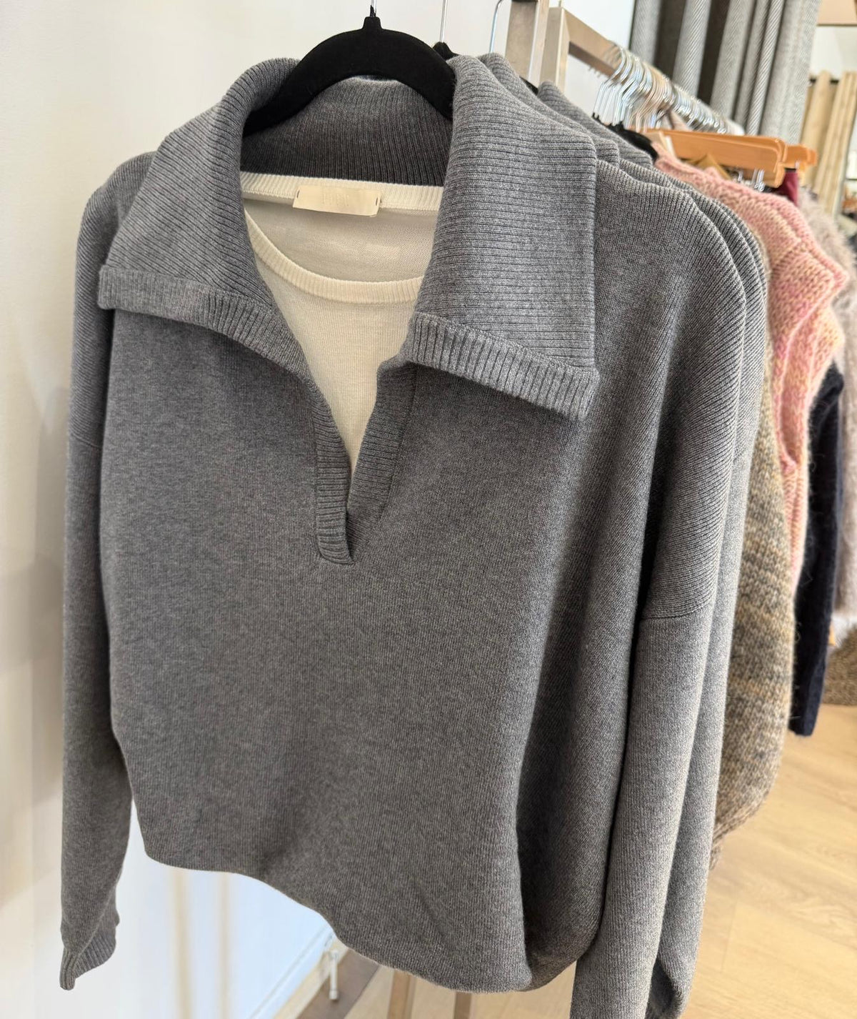 Eleh Knit in Grey 260009