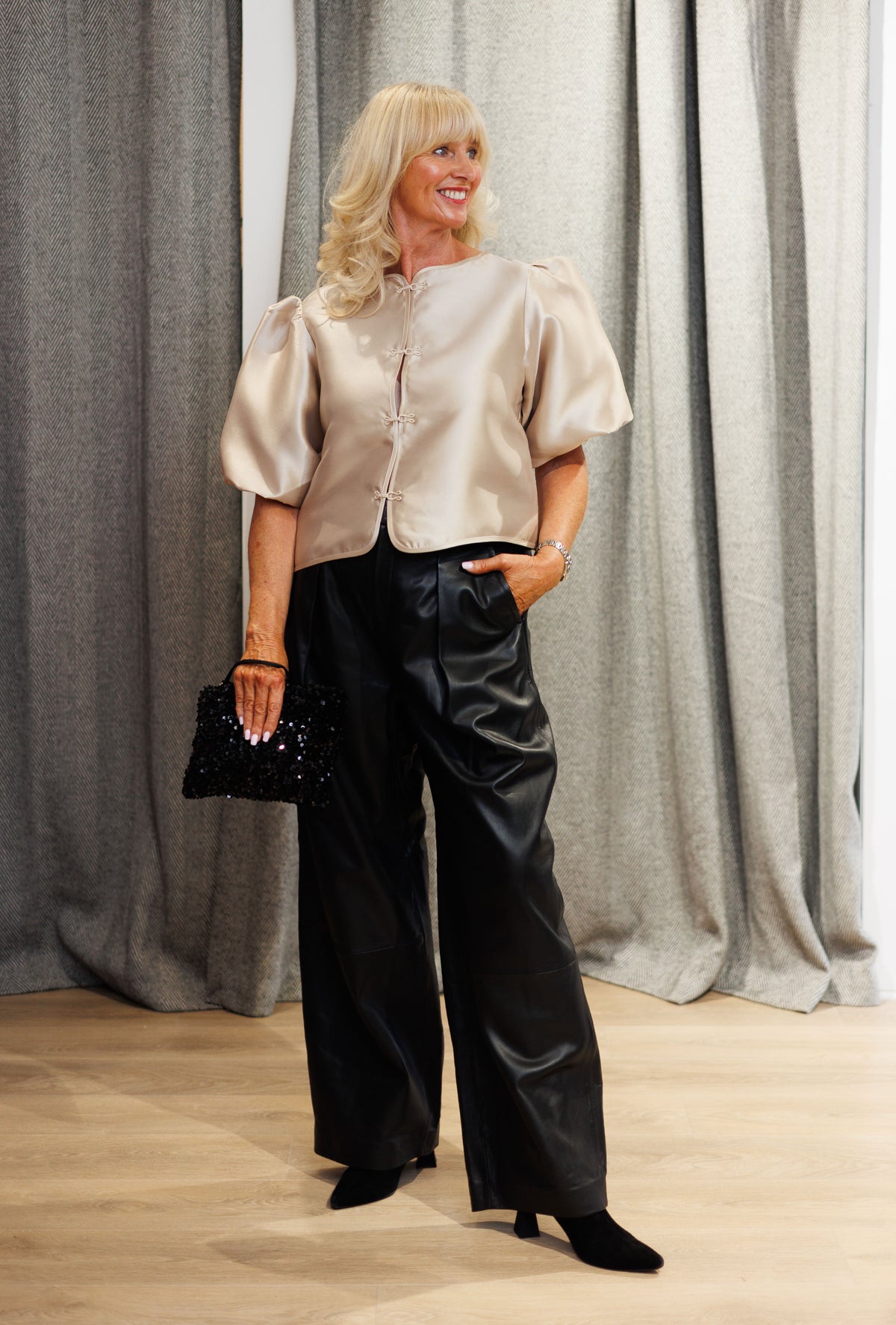 Karen By Simonsen Campbell Blouse In Oatmeal