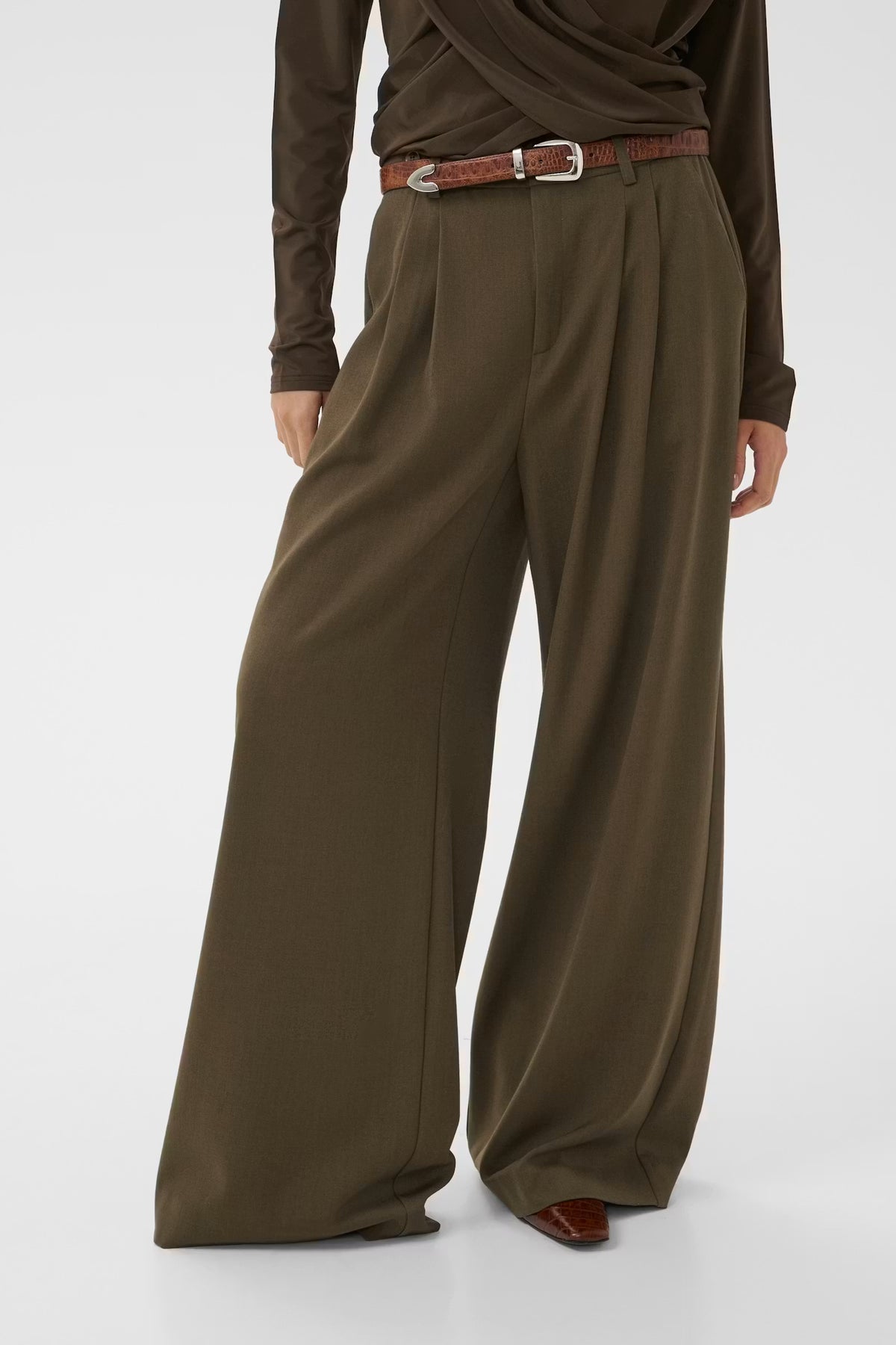 Gestuz Stacy Pant in Slate Black Mela