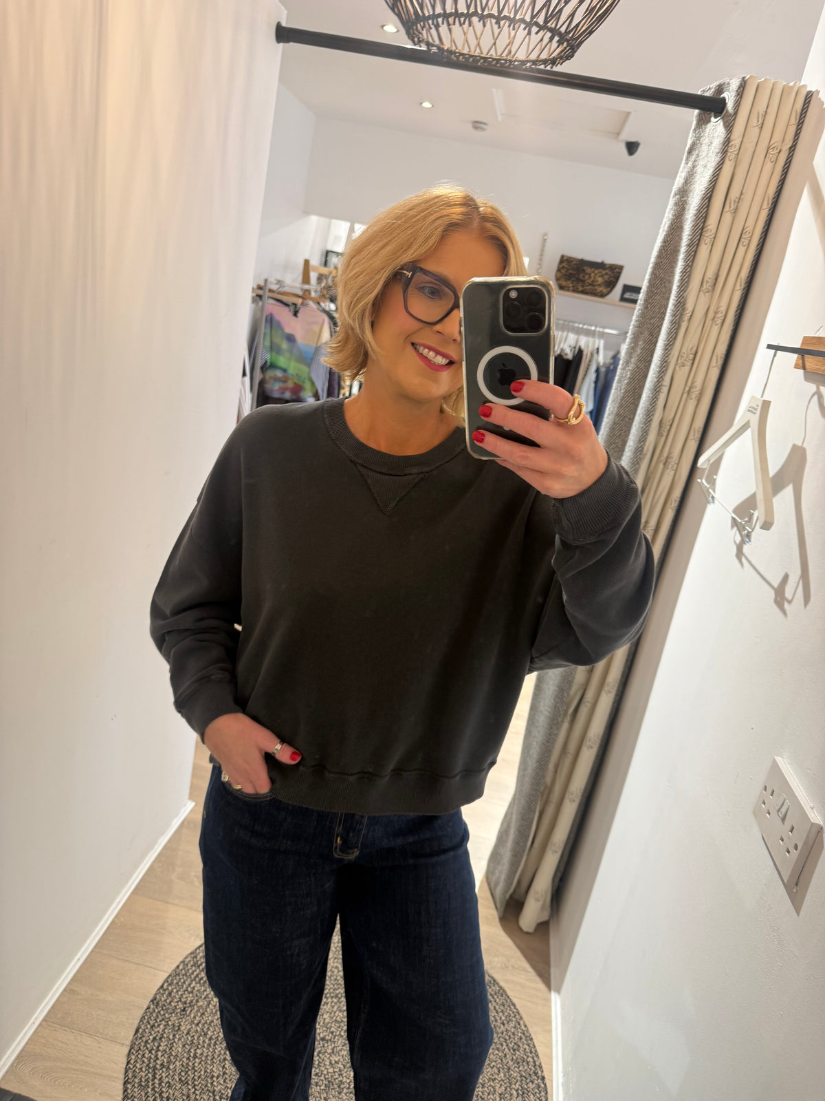 Liv Bergen Graz Sweatshirt in Washed Black