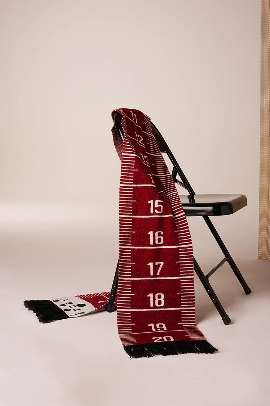 Liv Bergen Scarf 2000 In Bordeaux