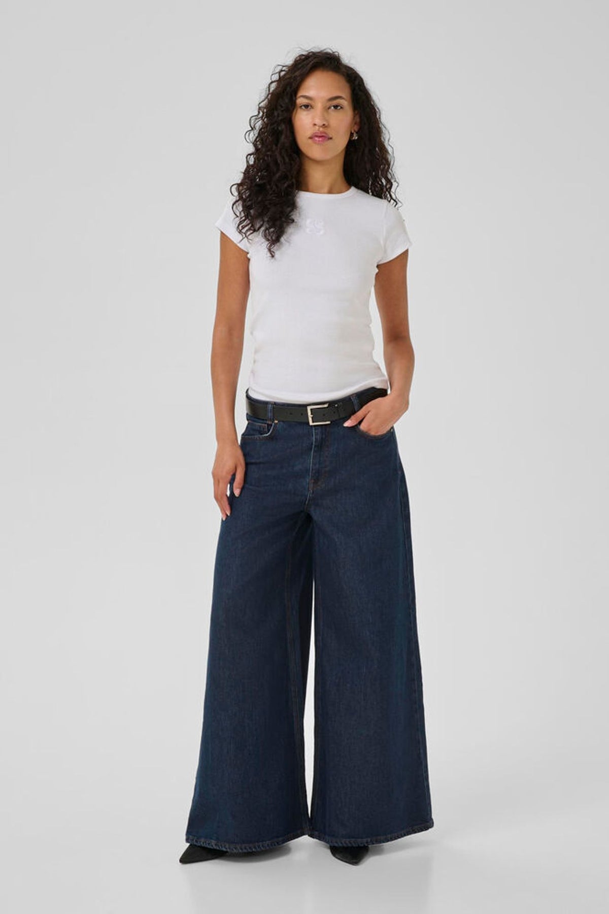 My Essential Wardrobe Dicte 139 High XX-Wide Jeans In Dark Blue Wash