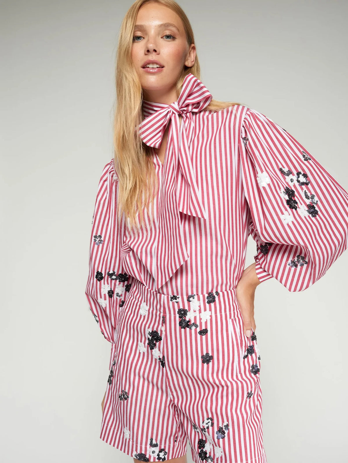 Vilagallo Striped Shirt With Bow In Pink