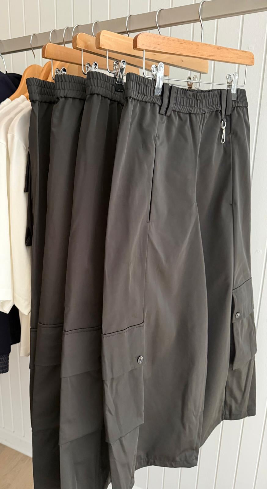 Creton Crzemma Pant in Black