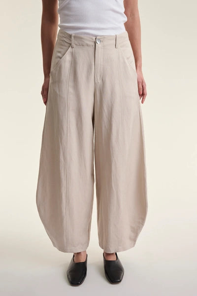 Bitte Kai Rand Barrel Pant in Biscuit