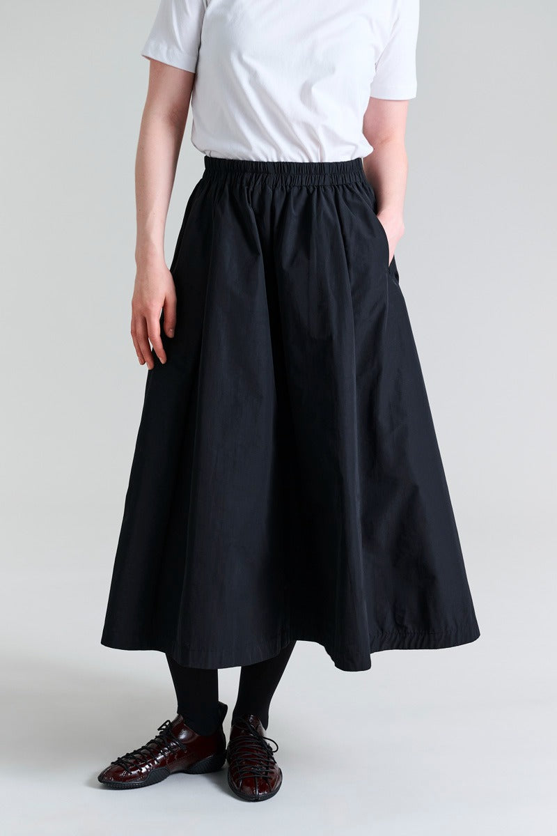 Bitte Kai Rand Fukkura Poplin Skirt in Black 14690