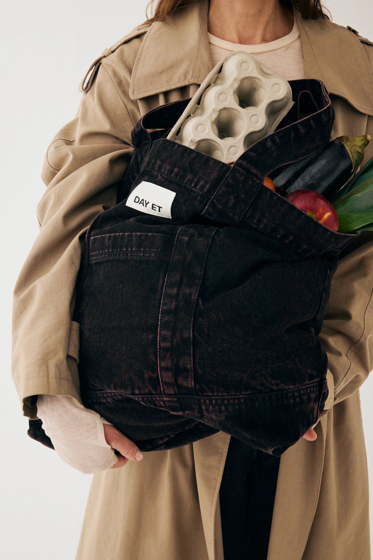 Day et Washed Deim Bag in Chocolate Plum