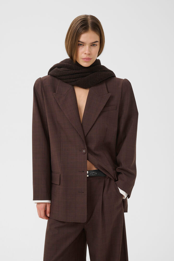 Gestuz Lavana Blazer in Brown Check