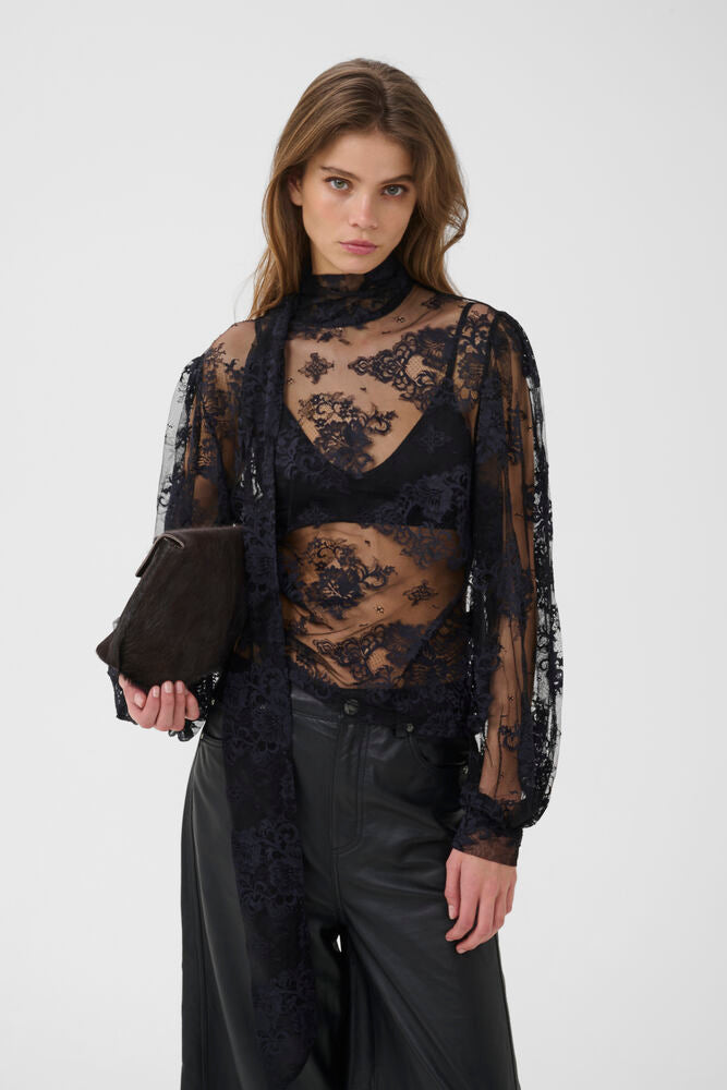 Gestuz Ruby Top in Black