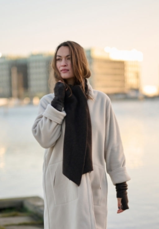 Henriette Steffensen Wrist Warmers in Chocolate