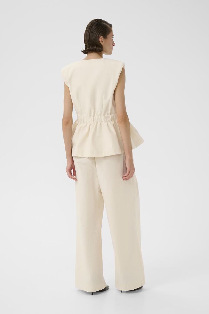 Karen By Simonsen Emery Waistcoat In Egret