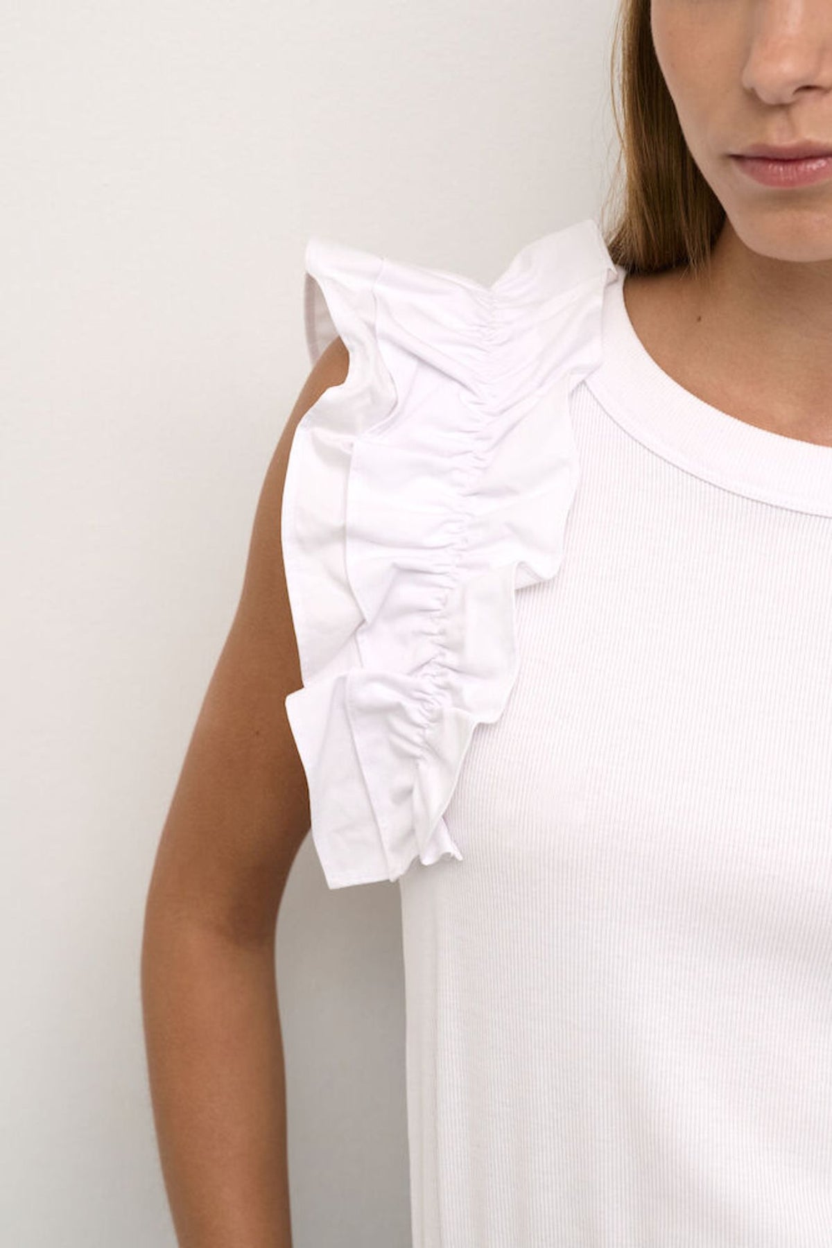 Karen By Simonsen Oda Tank In White