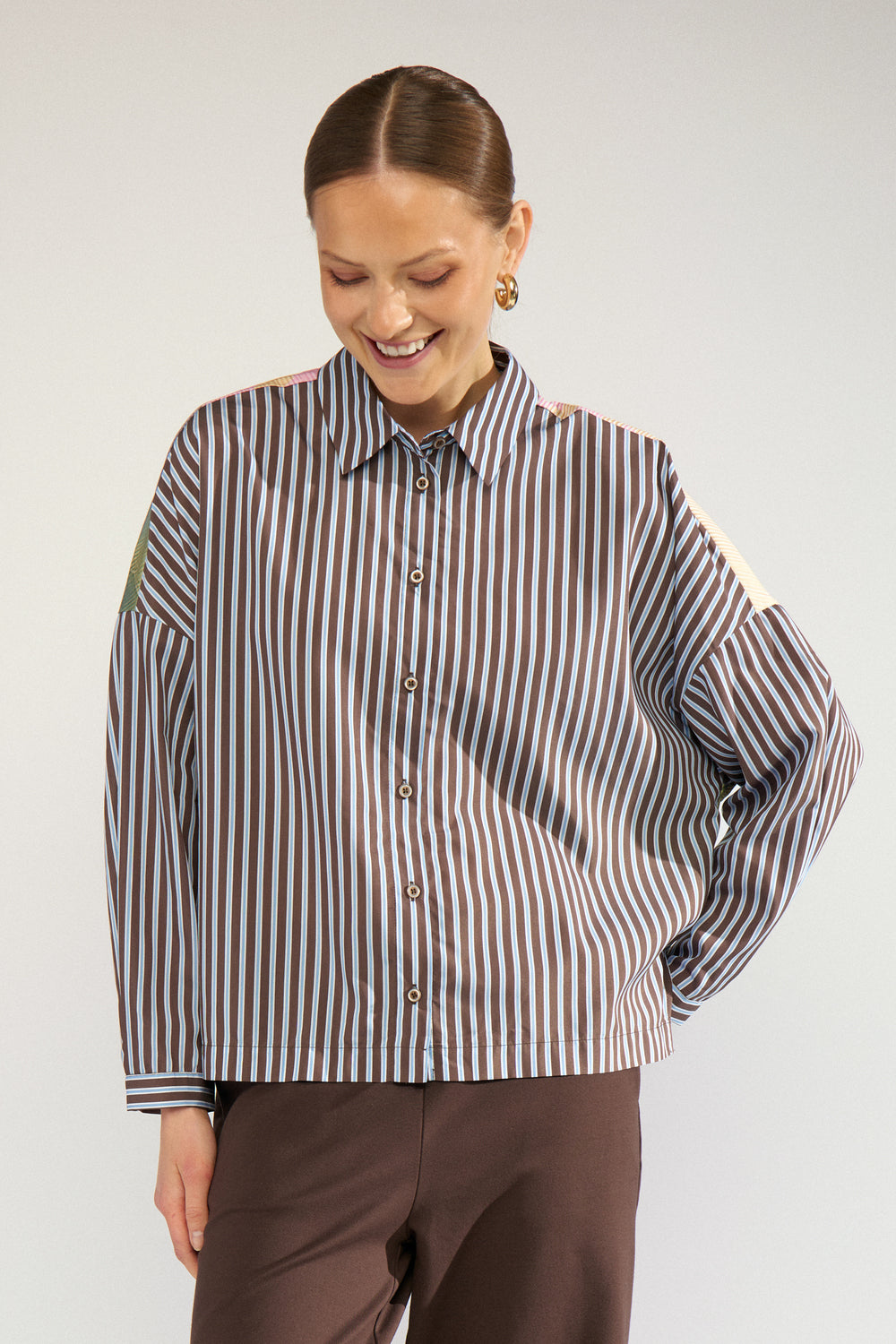 Numph Nuhighland Boxy Shirt in Calla Green