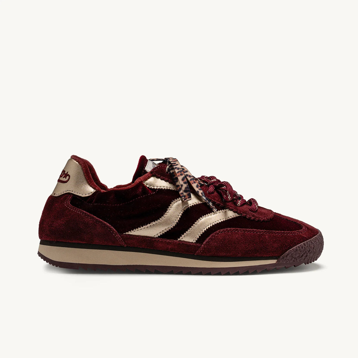 MRP Star Utah trainer in Burgundy Velvet