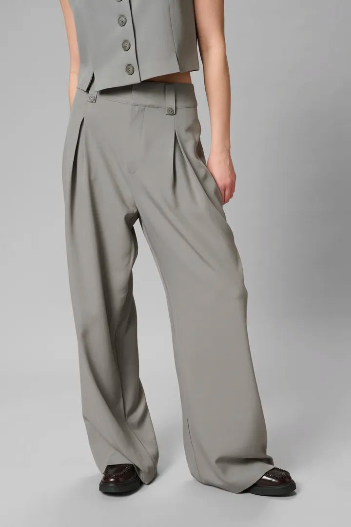 My Essential Wardrobe Disa Pant in Moon Mist