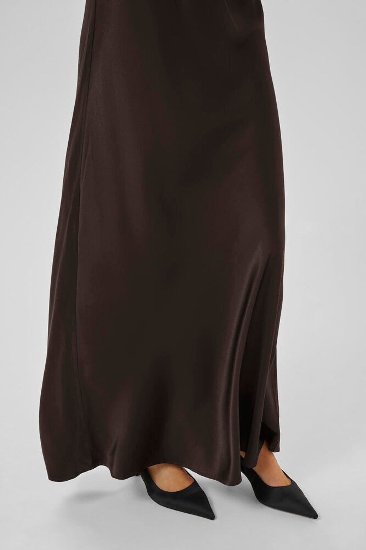 My Essential Wardrobe Estelle Long Skirt In Expresso Black