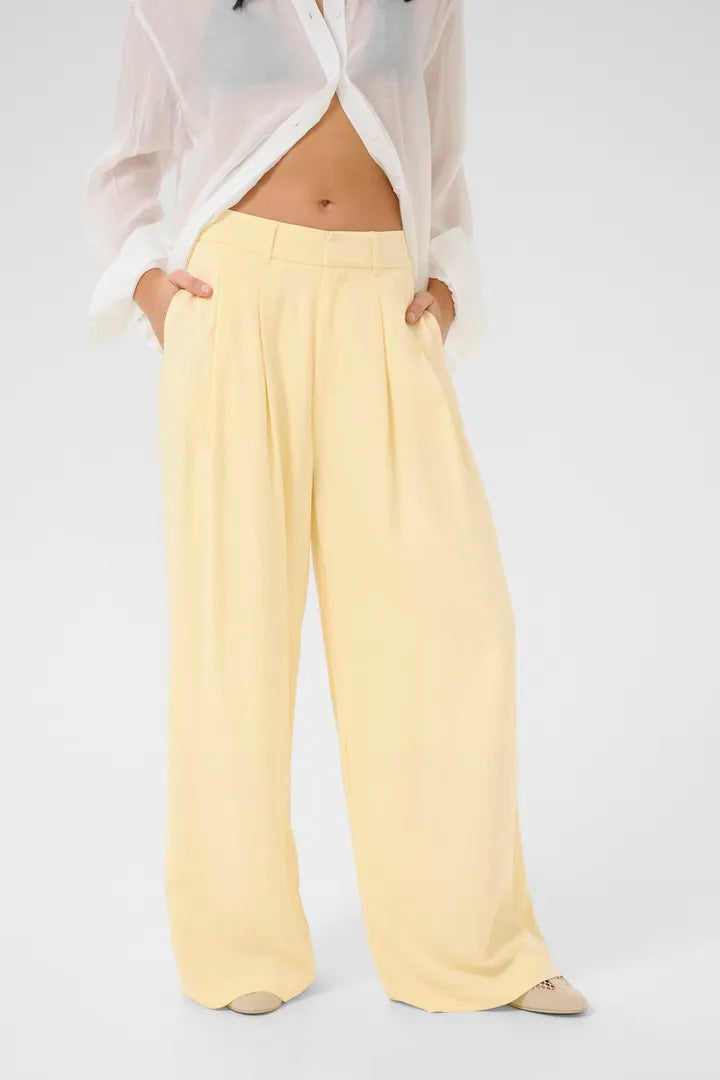 My Essential Wardrobe Gilda High Trousers In Double Cream
