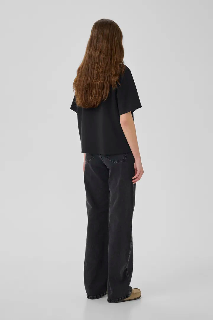 My Essential Wardrobe Helle Polo Tee In Black