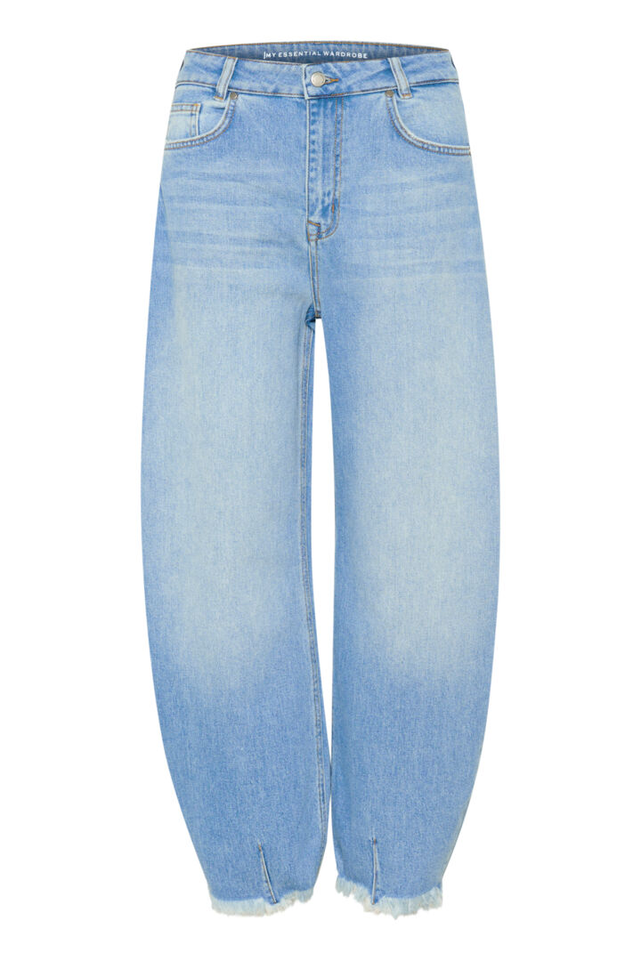 My Essential Wardrobe Loose Balloon Lucy Jeans In Light Blue Wash