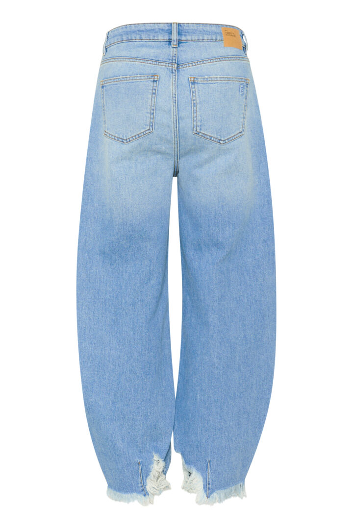 My Essential Wardrobe Loose Balloon Lucy Jeans In Light Blue Wash