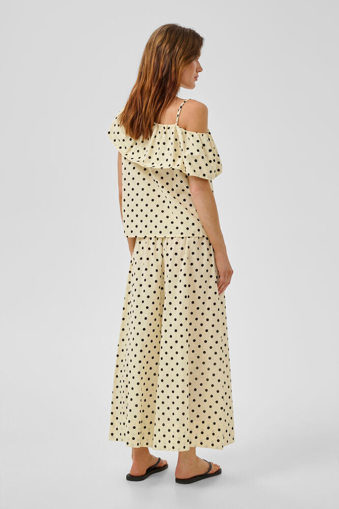 My Essential Wardrobe Nada Florence Blouse In Lemon Icing With Dots