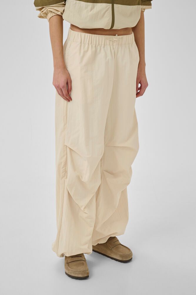 My Essential Wardrobe Quinn Track Pant in Brown Rice