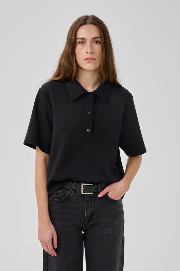 My Essential Wardrobe Helle Polo Tee In Black