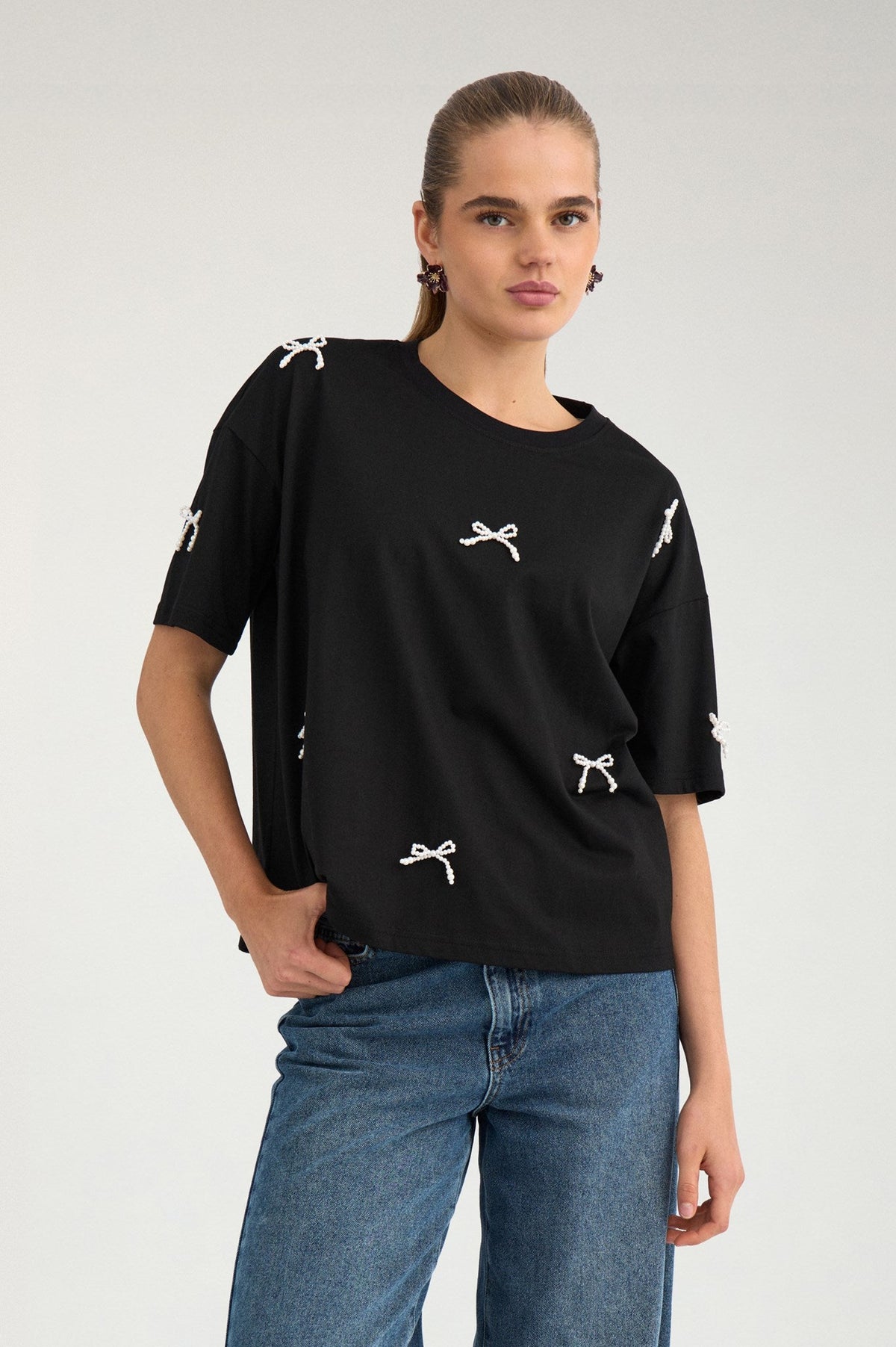 Numph Nubetunia Tee-shirt in Black