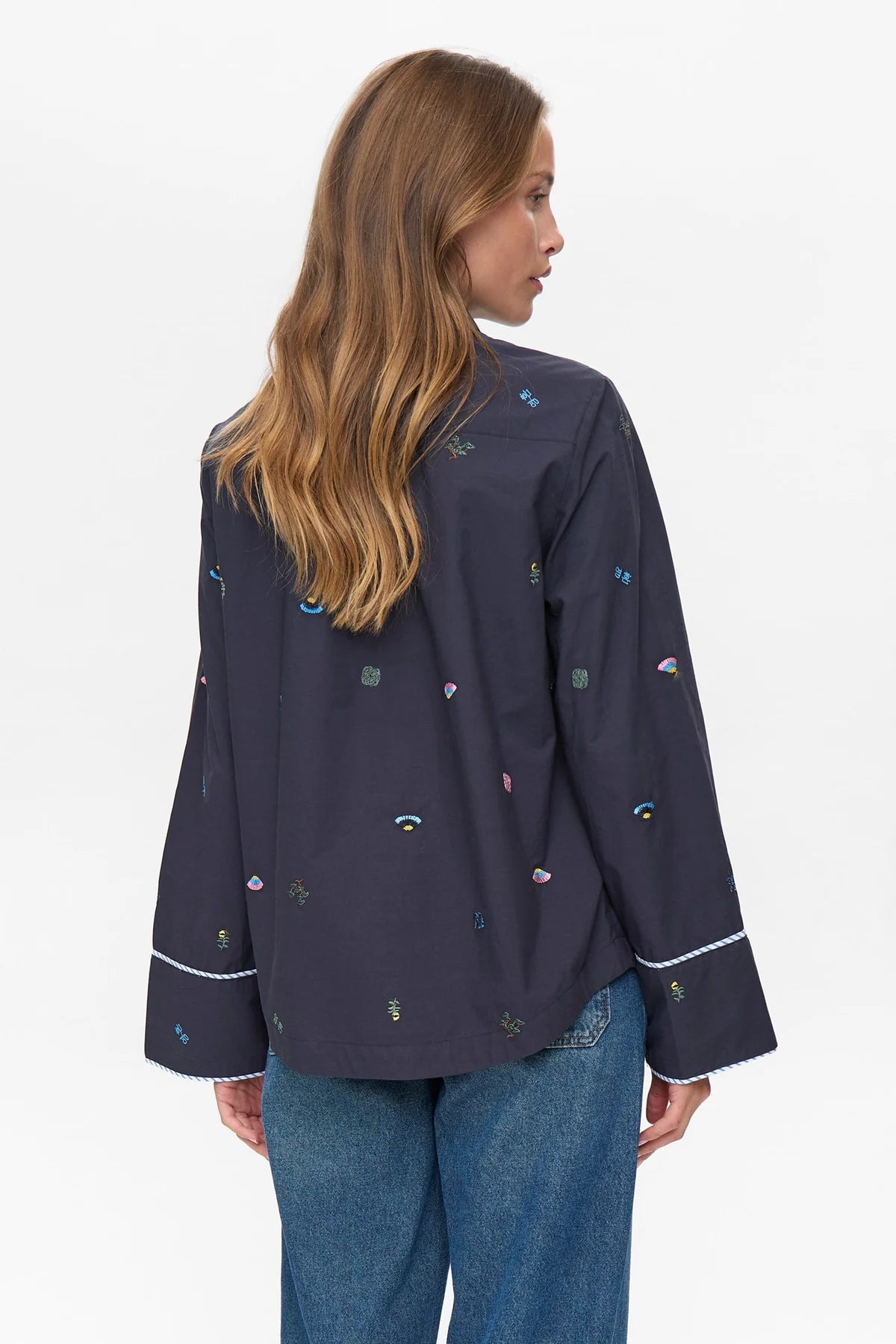 Numph Nuchiro Boxy Shirt in Dark Sapphire