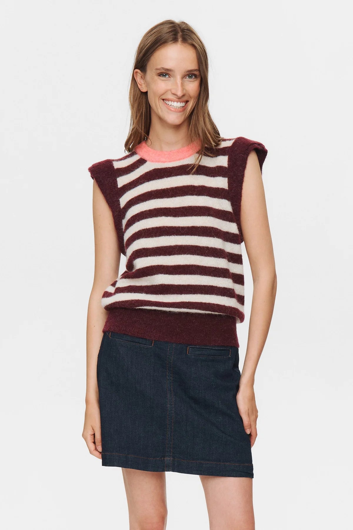 Numph Nuciara Riette Stripe Vest in Wine Tasting