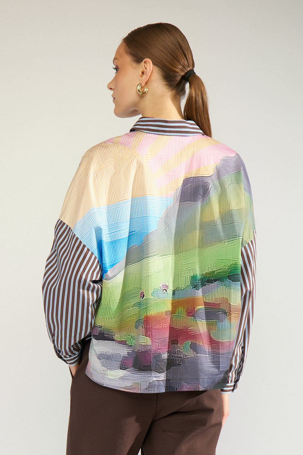 Numph Nuhighland Boxy Shirt in Calla Green
