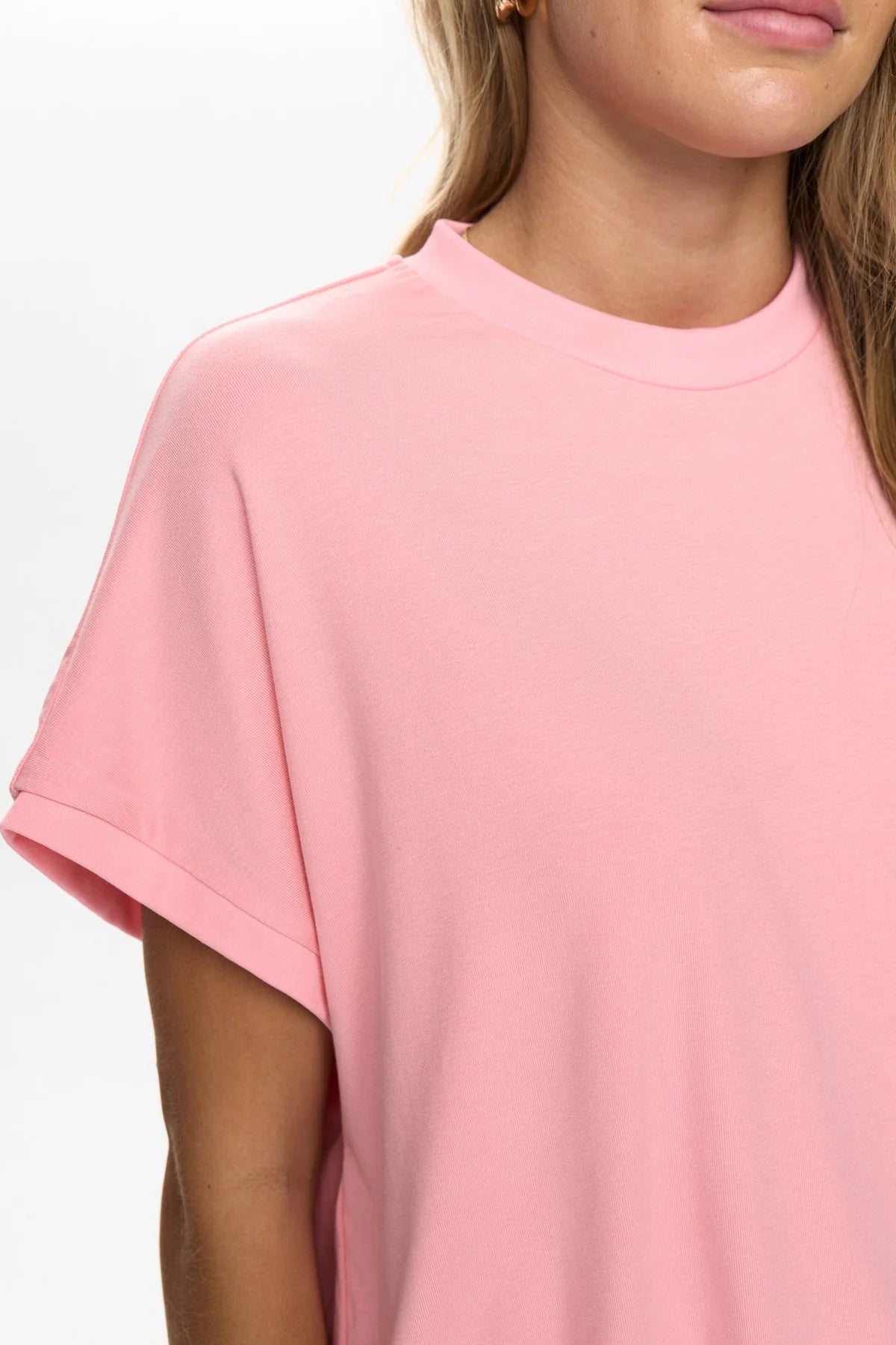 Numph Nuleah Boxy Tee In Peony