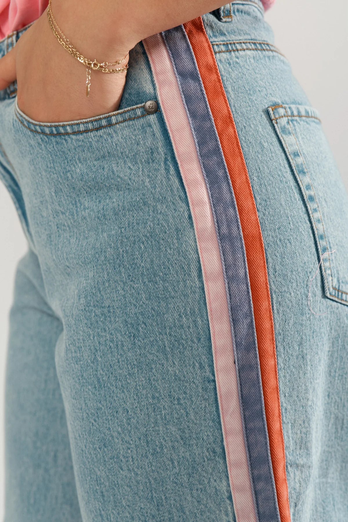 Numph Numalaga HR Wide Jeans In Light Blue Denim