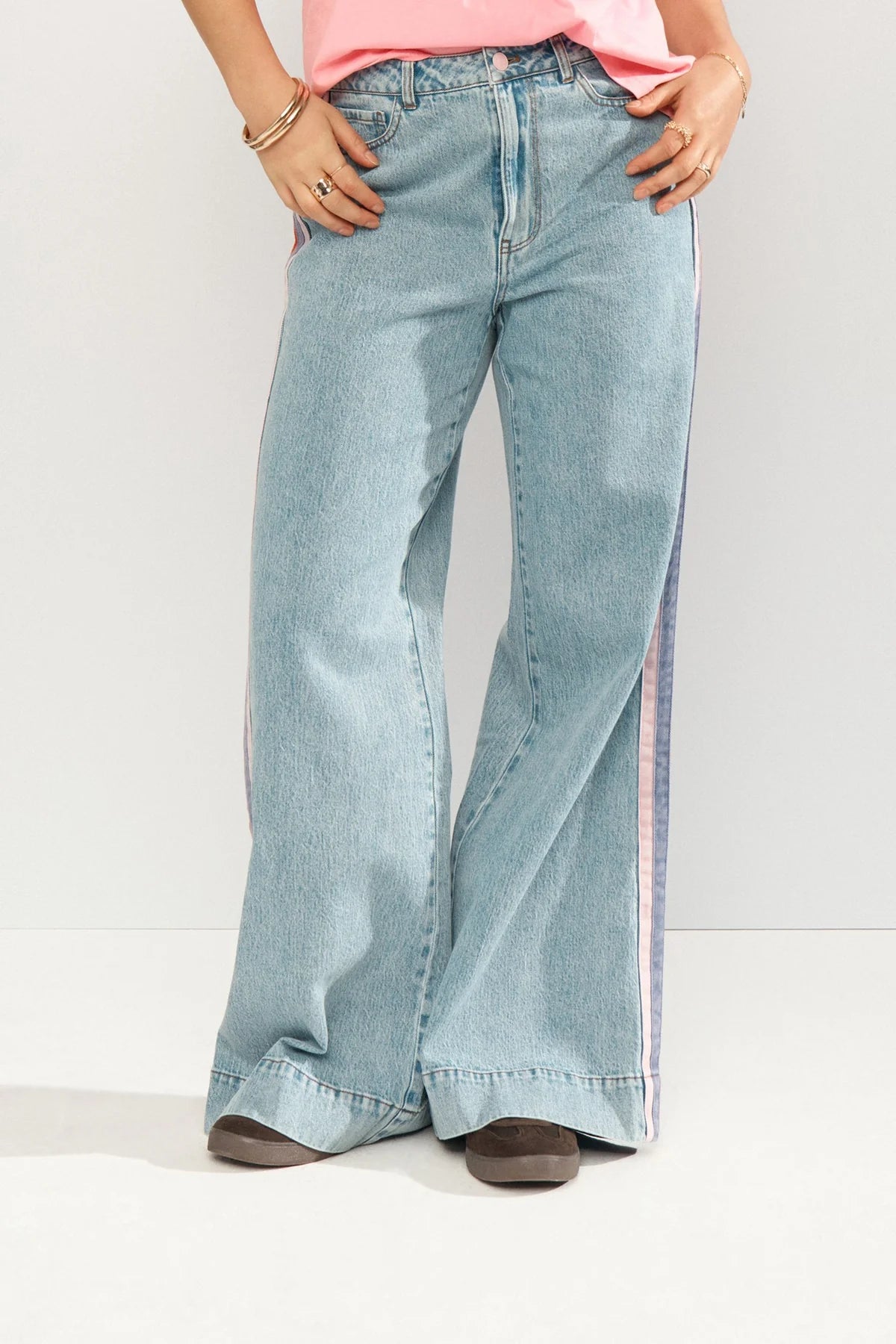 Numph Numalaga HR Wide Jeans In Light Blue Denim