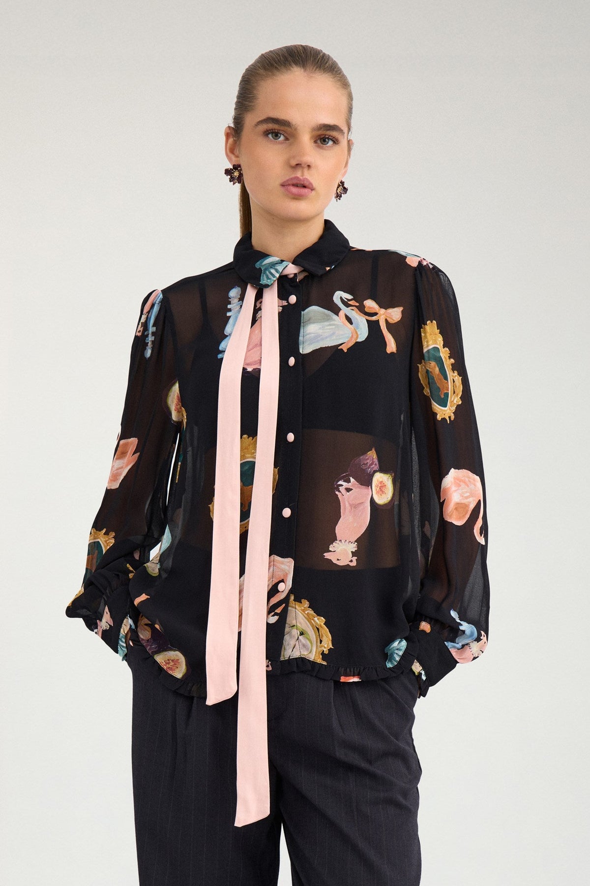 Numph Nuophelia Shirt in Caviar