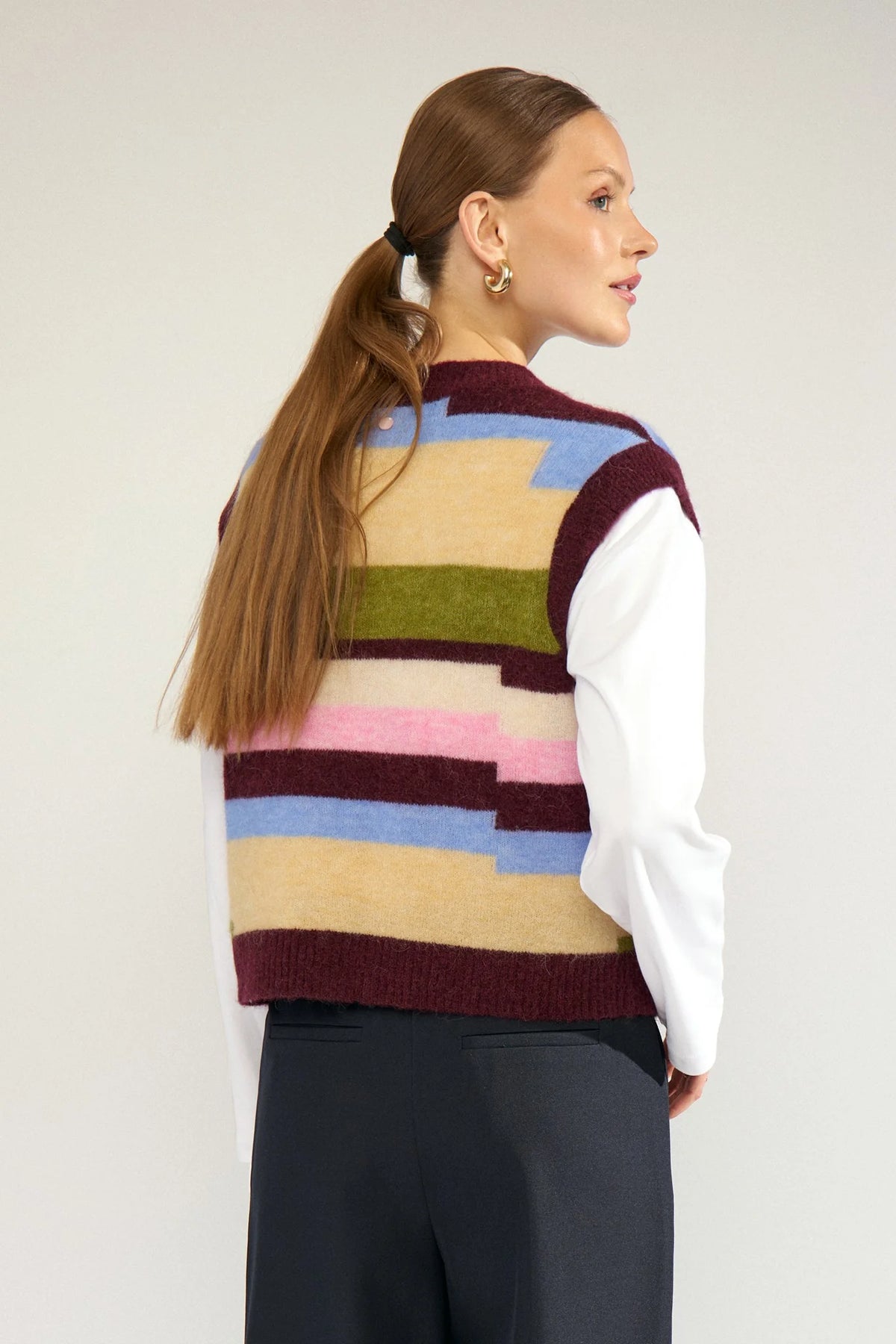 Numph Nuriette Pixel Striped Vest in Fig