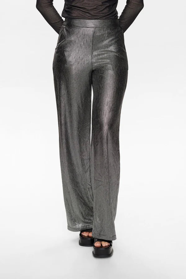 Numph Nusimma Pant in Silver