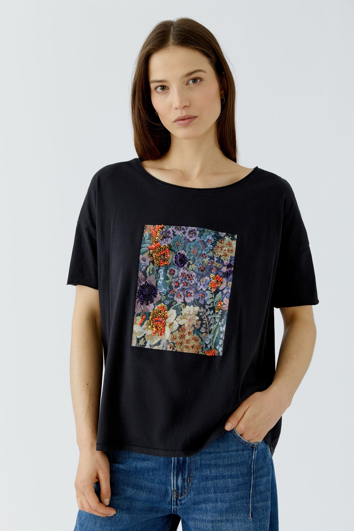 Oui Tee in Black with Floral Detail 99068