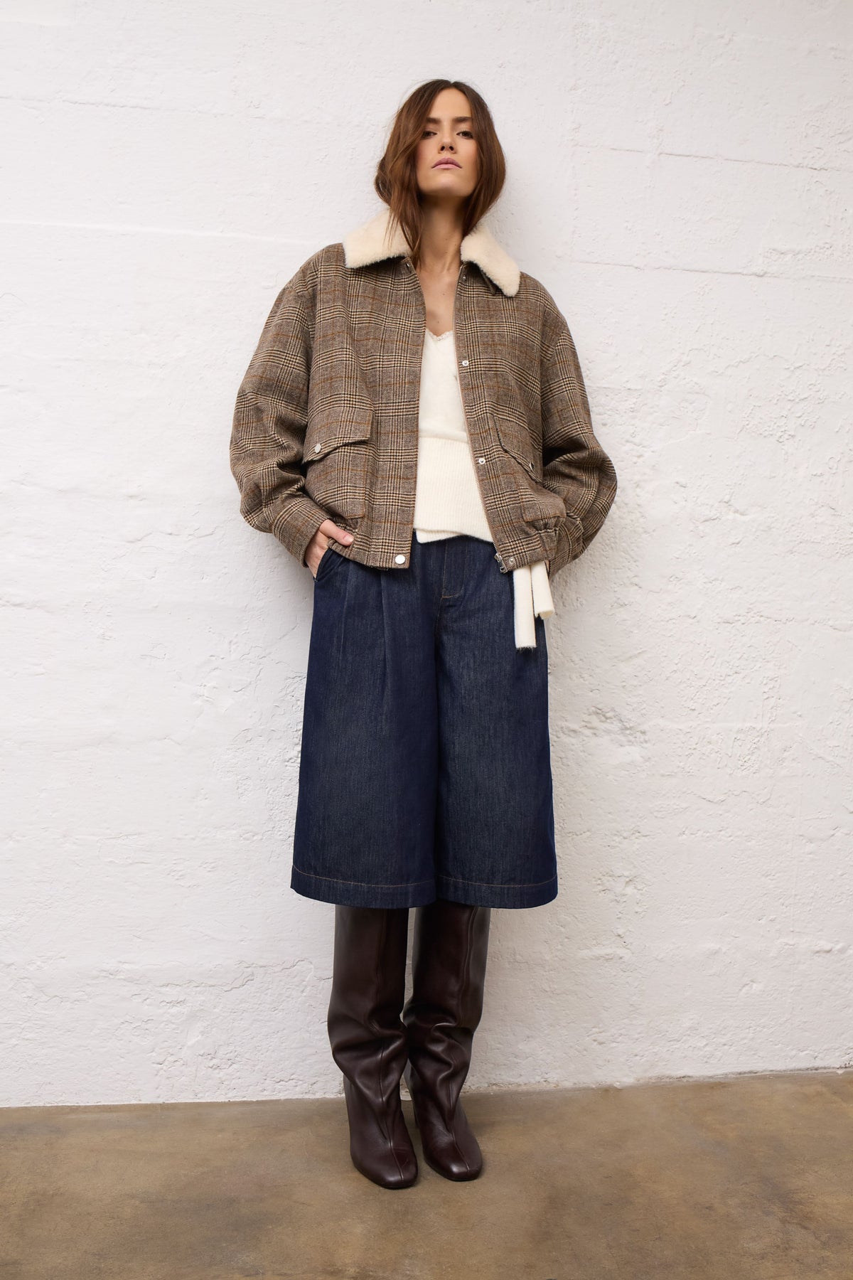 Oui Cropped Jean in Blue 99206