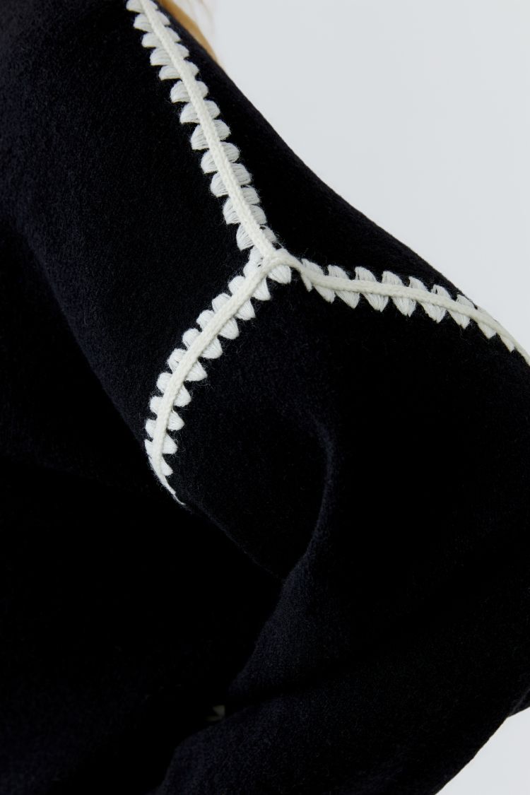 Oui Pullover in Black 97911