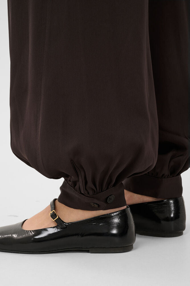 Part Two Cambria Pant in Mole