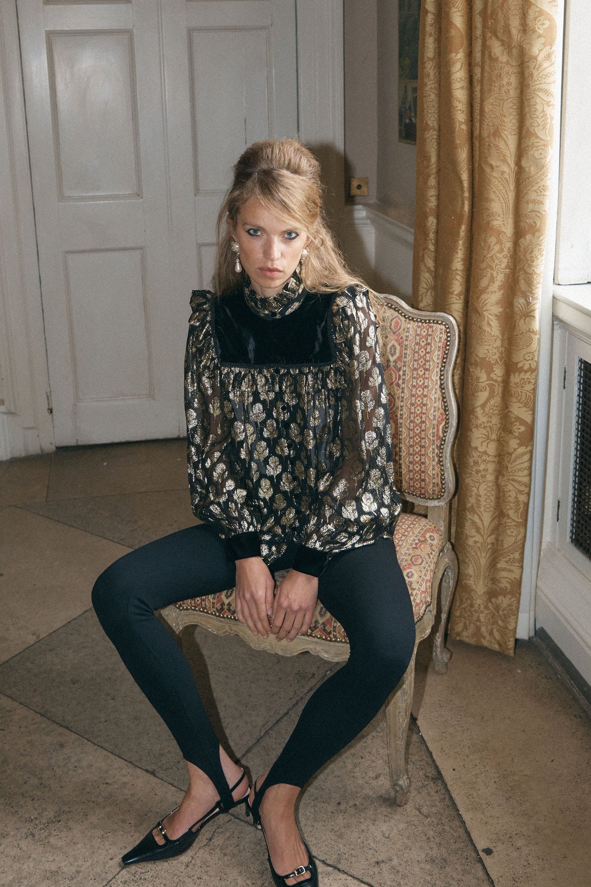 Queens of Archive Star Top