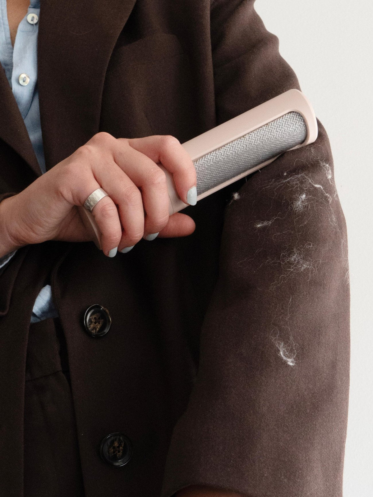 Steamery Lint Brush In Rose