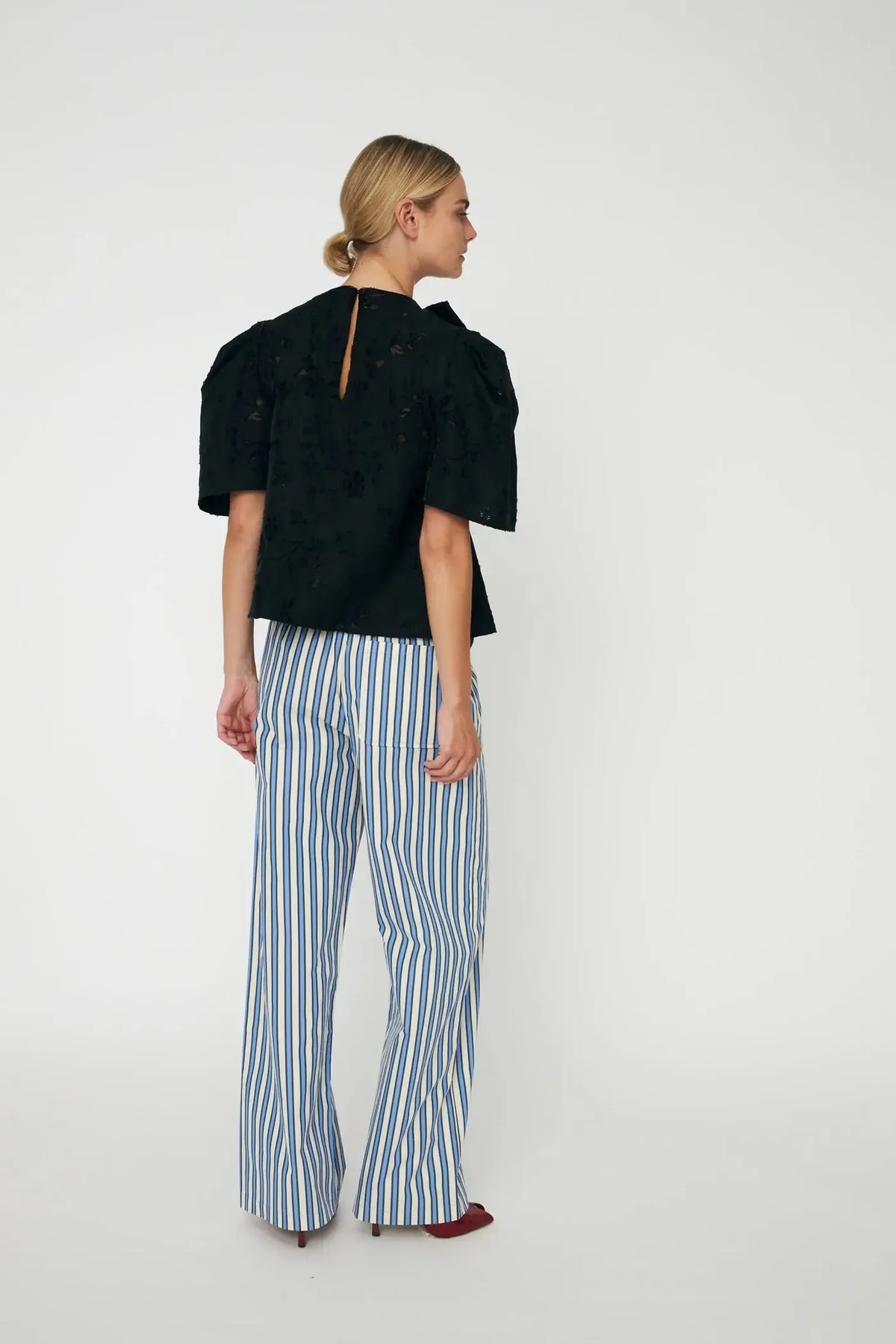 Stella Nova Festive Blouse With Bow In Black