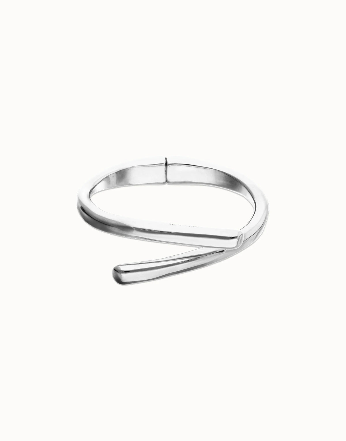 Uno De 50 Intertwined bangle in Sterling Silver Plate