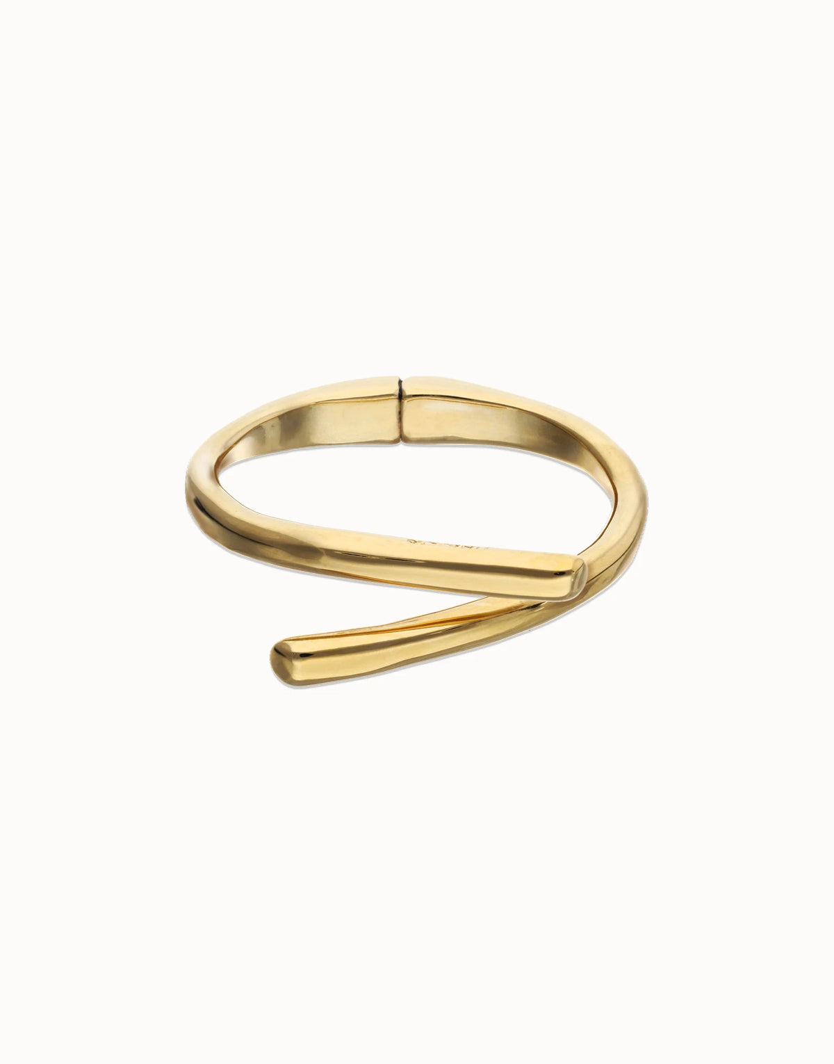 Uno De 50 Intertwined bangle in 18K Gold Plate