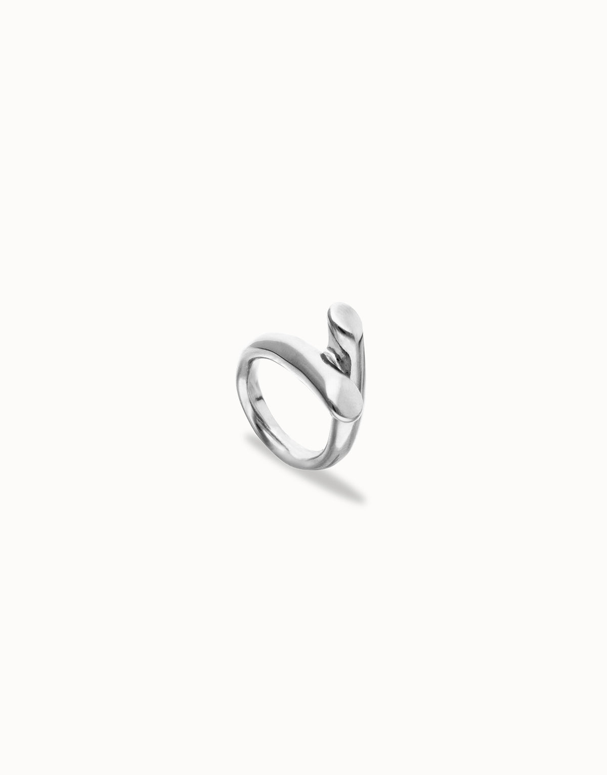 Uno De 50 Intertwined Ring in Sterling Silver Plate