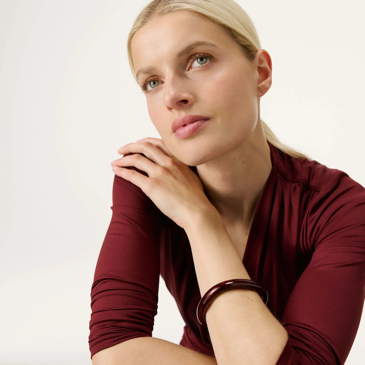 Vanessa Baroni Soft Edge Bangle in Bordeaux Marble